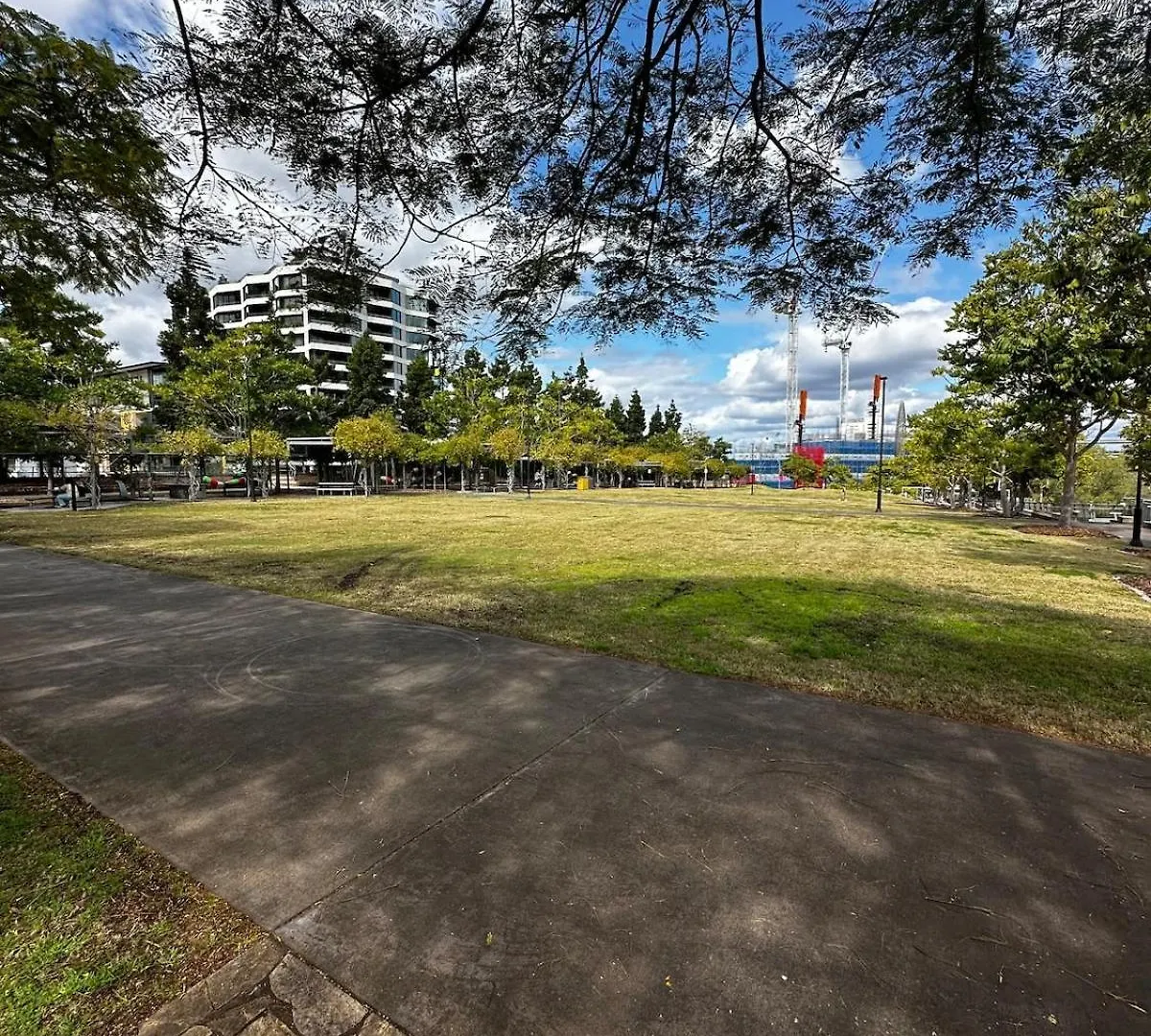 Mid Century Pad 1Bed 1Bath 1Car 10 Mins To Cbd Apartment Brisbane