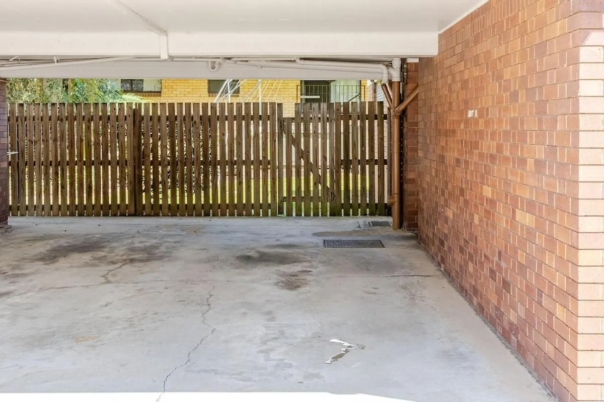 Mid Century Pad 1Bed 1Bath 1Car 10 Mins To Cbd Apartment Brisbane Australia